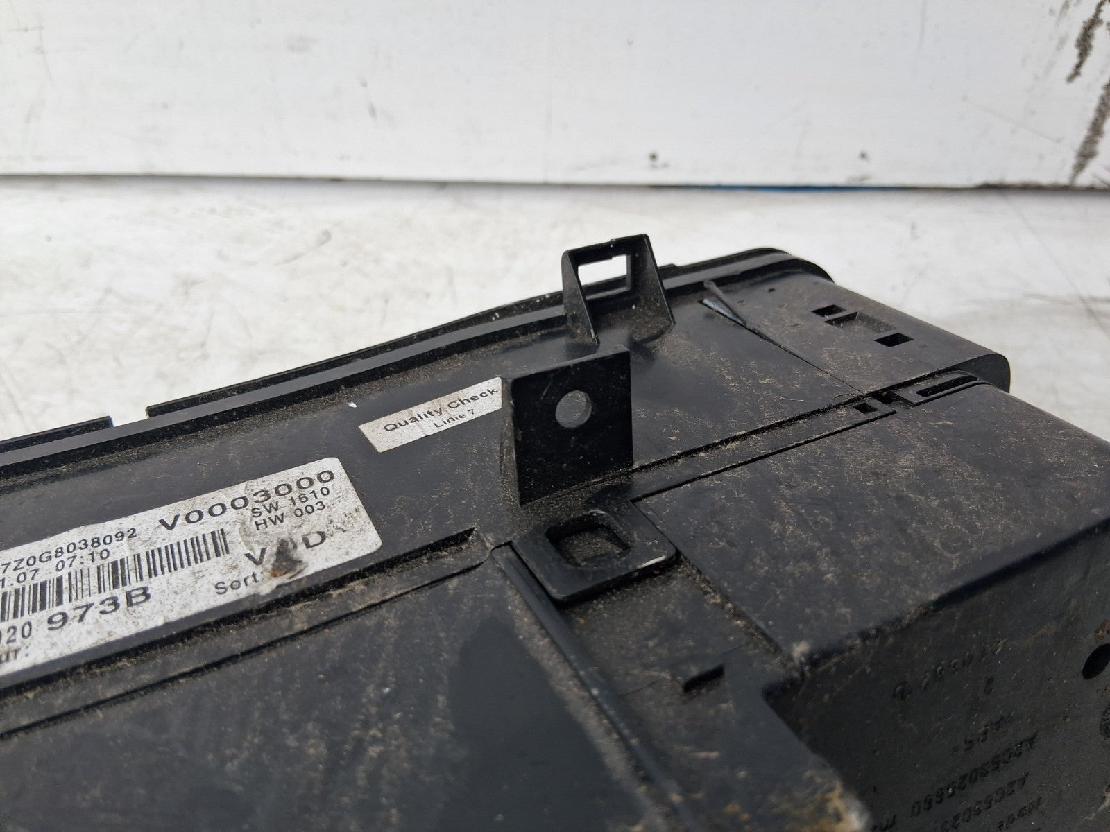 2007 VW VOLKSWAGEN GOLF MK5 2.0 DIESEL SPEEDO INSTRUMENT CLUSTER 1K0920973B
