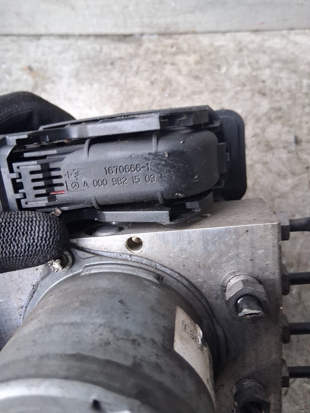 2024 MERCEDES BENZ SPRINTER ABS PUMP MODULATOR A9079007406