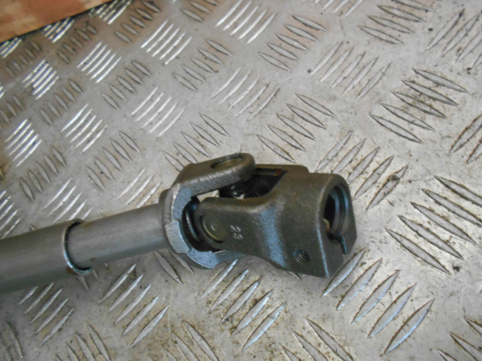 FORD FIESTA MK8 2015 1.0 TURBO POWER STEERING COLUMN C1BC3C529B12