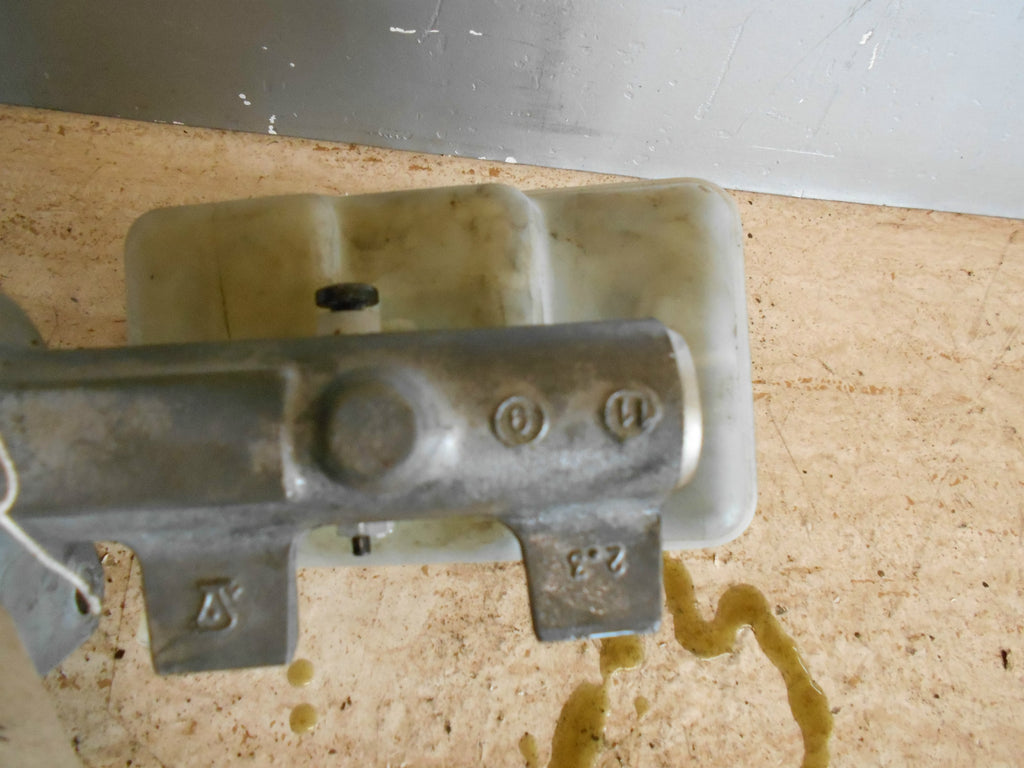 BMW Z3 E36 1998 2.8 BRAKE MASTER CYLINDER & RESERVOIR 3077G