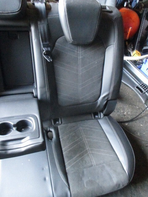 2023 VAUXHALL GRANDLAND REAR BACK SEAT CENTER CONSOLE BENCH SEAT COMPLETE FABRIC