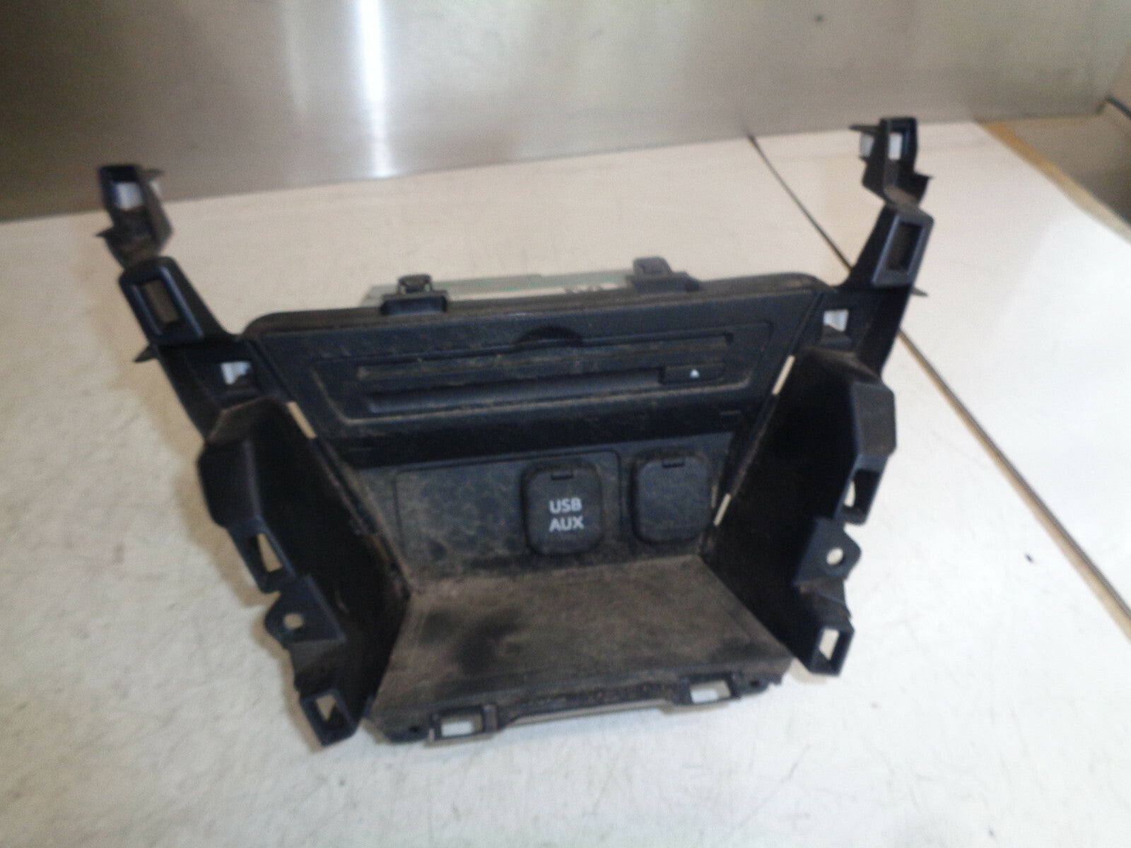 MAZDA 2 DJ MK3 2015 RADIO CD PLAYER HARD DRIVE DB1M669G0D