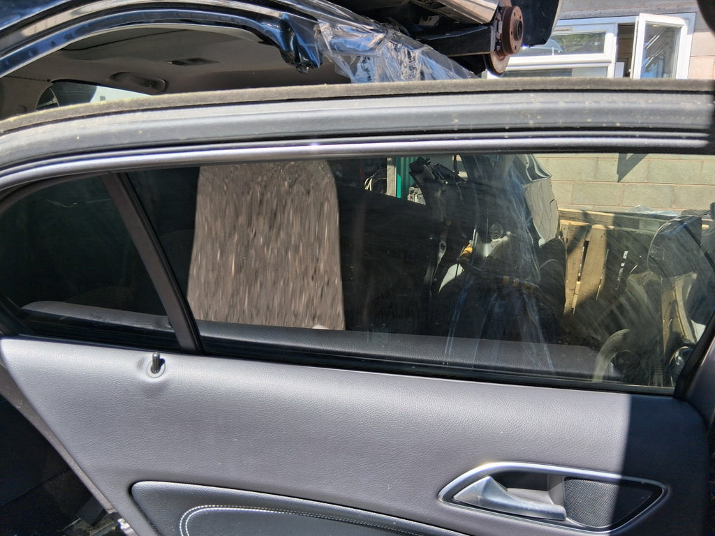 2019 MERCEDES BENZ GLA 180 X156 NSR PASSENGER SIDE REAR WINDOW GLASS