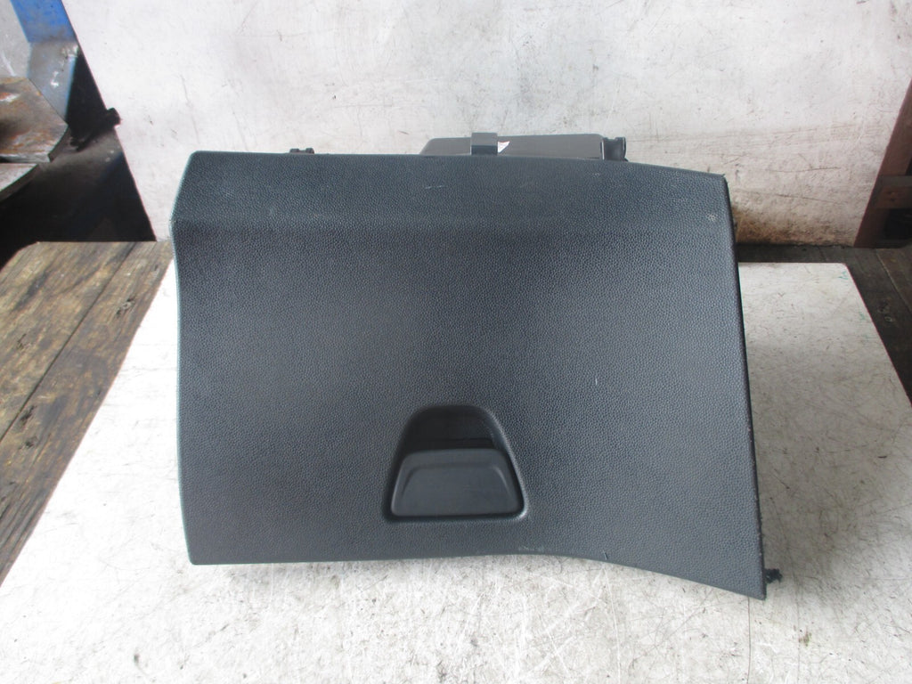 FORD FIESTA 2012 MK7 GLOVE BOX 8A61A06010