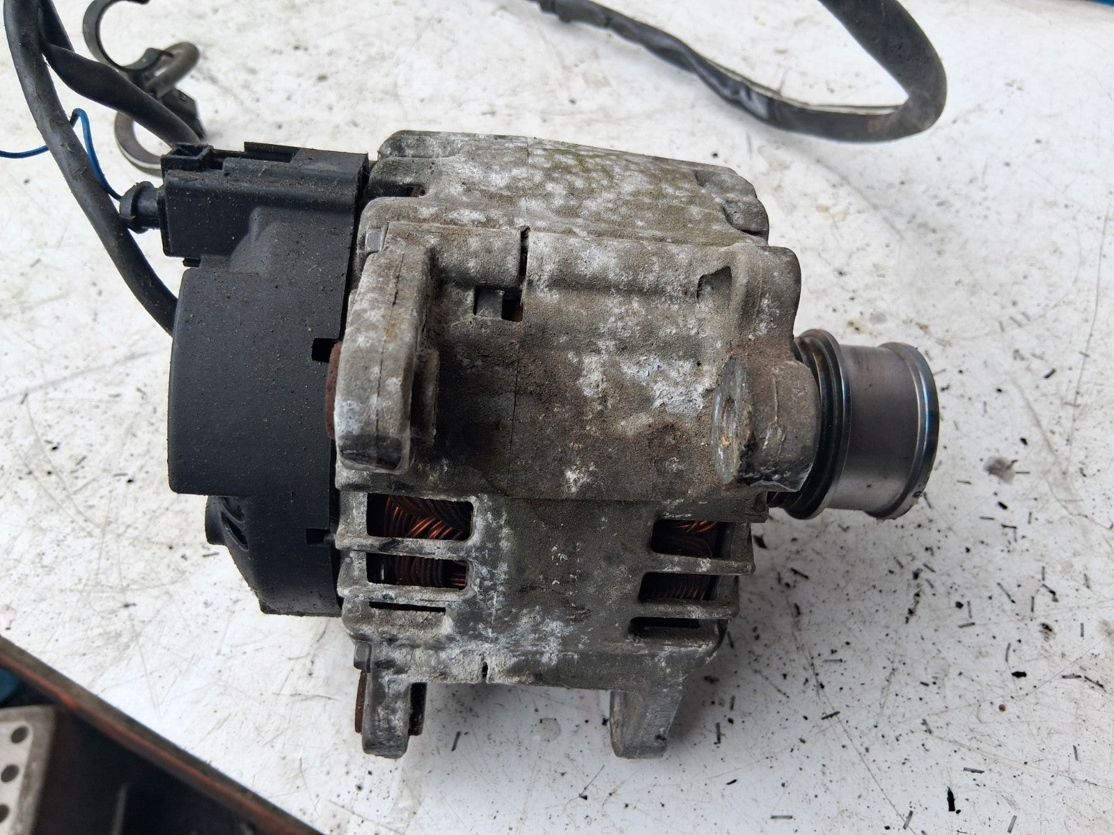 SEAT IBIZA MK4 6J 2015 1.4 PETROL ALTERNATOR 04C903023M