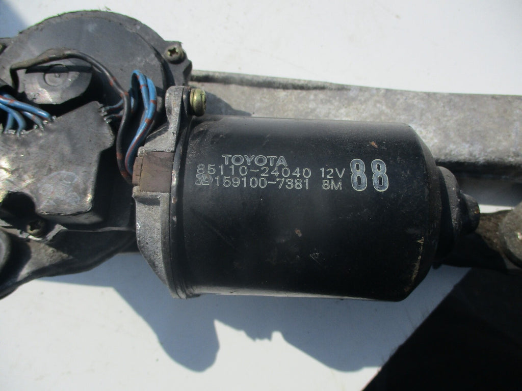 TOYOTA SOARER MK3 2.5 FRONT WIPER MOTOR AND LINKAGE 85110 24040