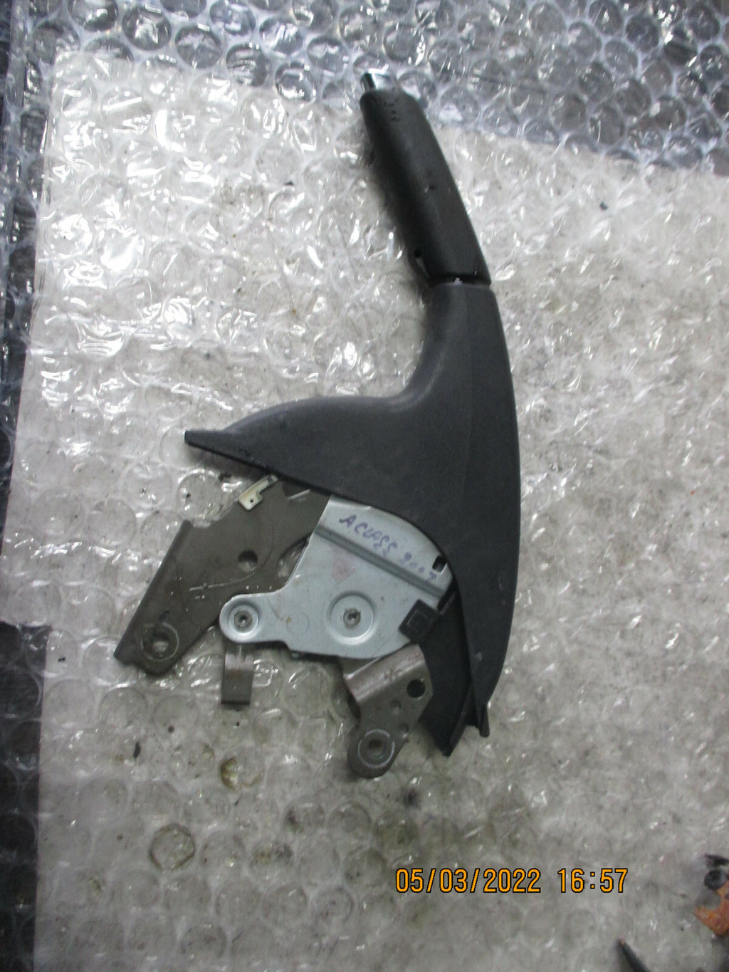 MERCEDES-BENZ A-CLASS 2007 MK2 W169 HANDBRAKE LEVER BUTTON HANDLE ASSEMBLY