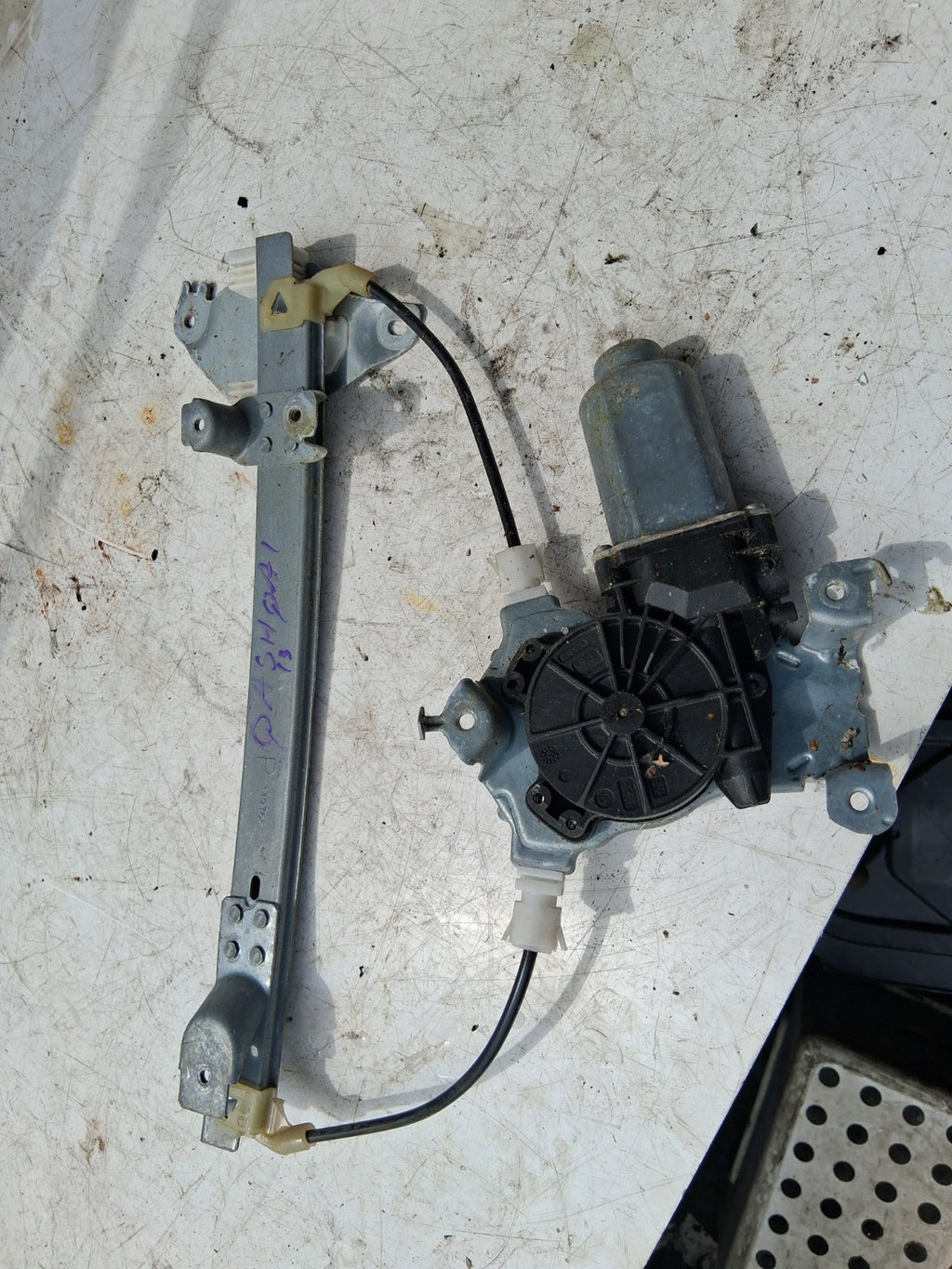 2013 NISSAN QASHQAI J10 NSR REAR PASSENGER SIDE WINDOW MOTOR REGULATOR 119766