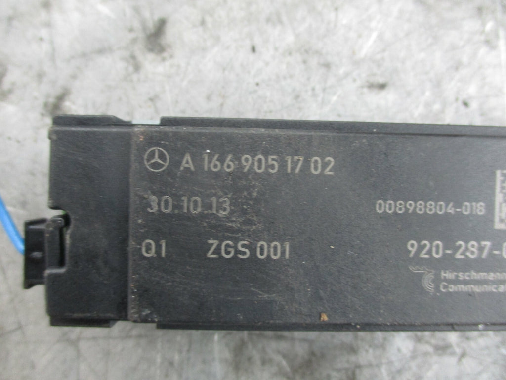 MERCEDES A CLASS W176 ANTENNA AERIAL TRANSMITTER BOOSTER A1669051702