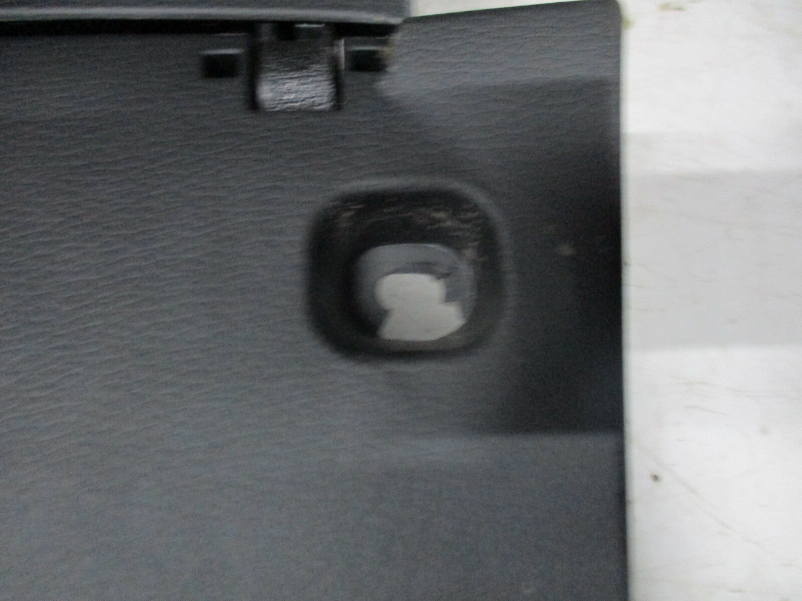AUDI A3 8V S LINE 2017 INTERIOR STORAGE COMPARTMENT GLOVE BOX GLOVEBOX LID ONLY