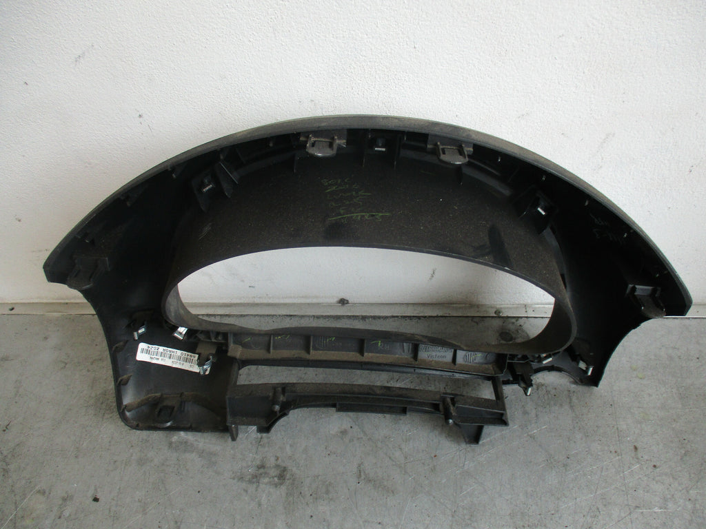 NISSAN MICRA K13 SPEEDO CLOCK SURROUND TRIM 68410 1HA0A