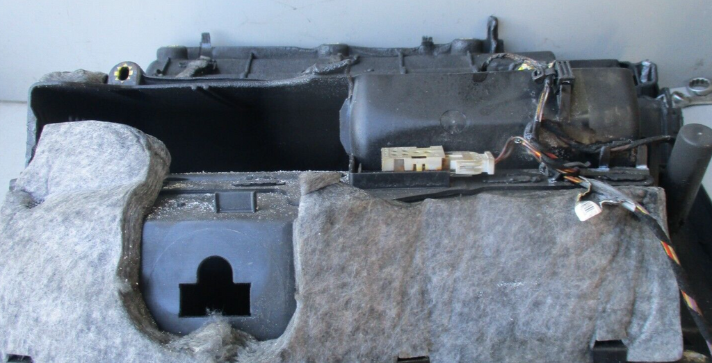 AUDI Q5 8R 2014 GLOVE BOX STORAGE COMPARTMENT