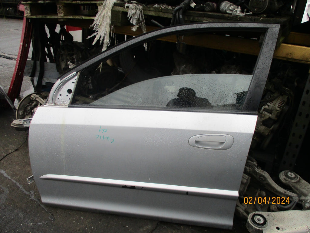2004 HONDA CIVIC MK7 HATCH NSF PASSENGER SIDE FRONT DOOR COMPLETE SILVER NH623M