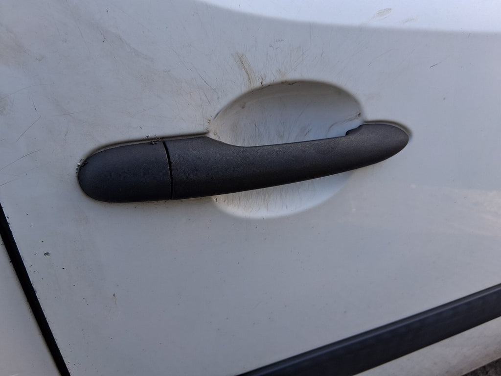 RENAULT KANGOO MK2 2010 OSF DRIVER SIDE FRONT EXTERIOR DOOR HANDLE BLACK