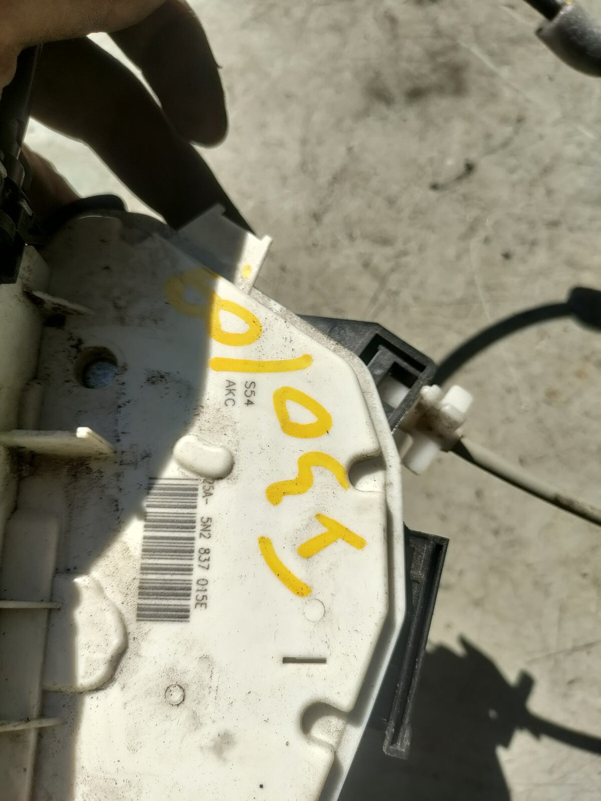 SEAT IBIZA MK4 2014 3 DOOR NS PASSENEGR SIDE DOOR LOCK MECHANISM 5N2837015E