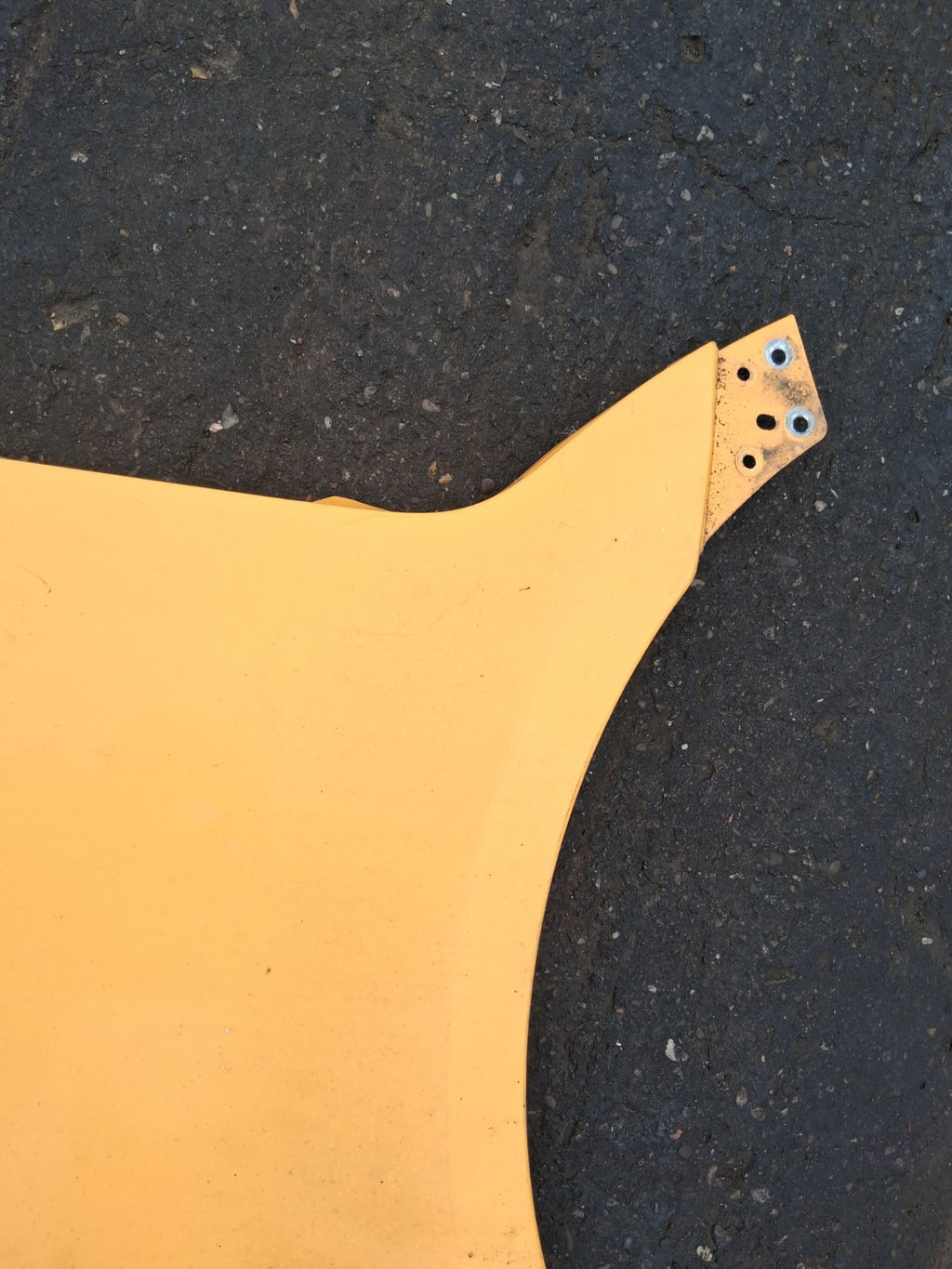 2019 MERCEDES SPRINTER W907 NSF PASSENGER SIDE FRONT LEFT WING PANEL ORANGE