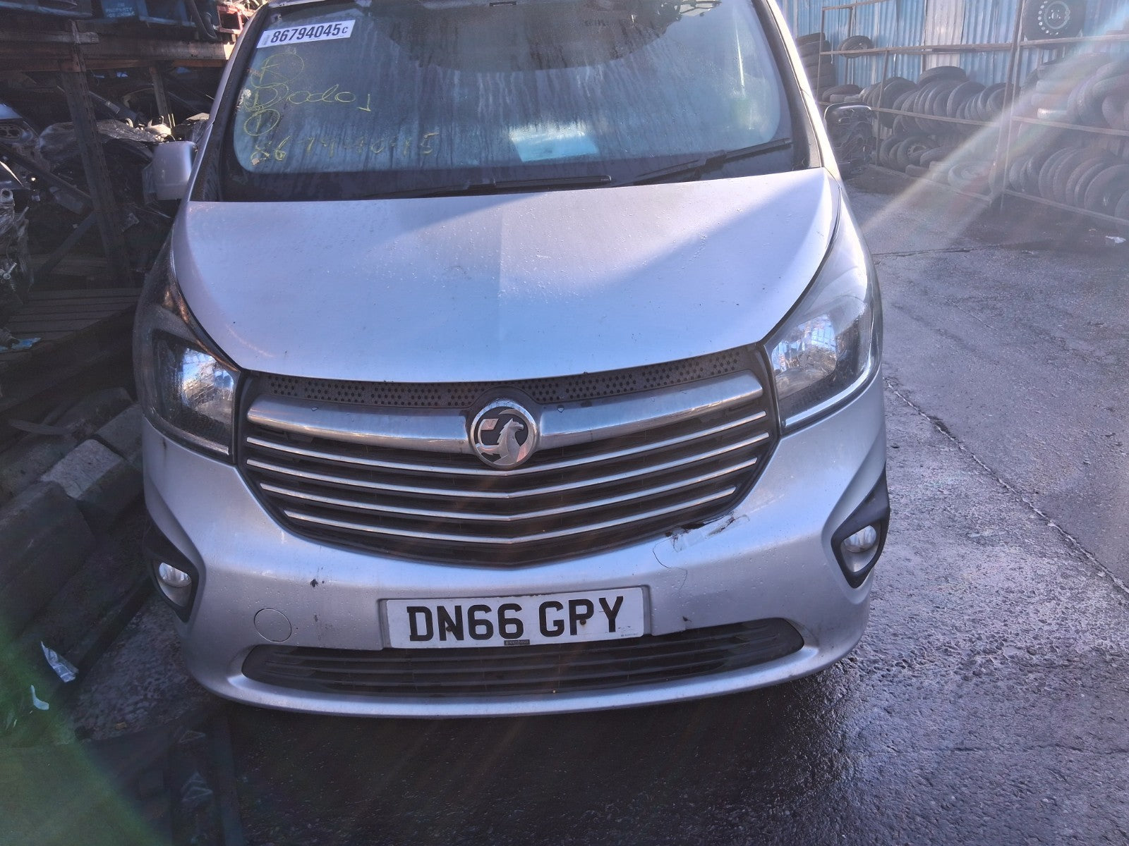2017 VAUXHALL VIVARO MK2 FRONT DASHBOARD GLOVE BOX STORAGE COMPARTMENT
