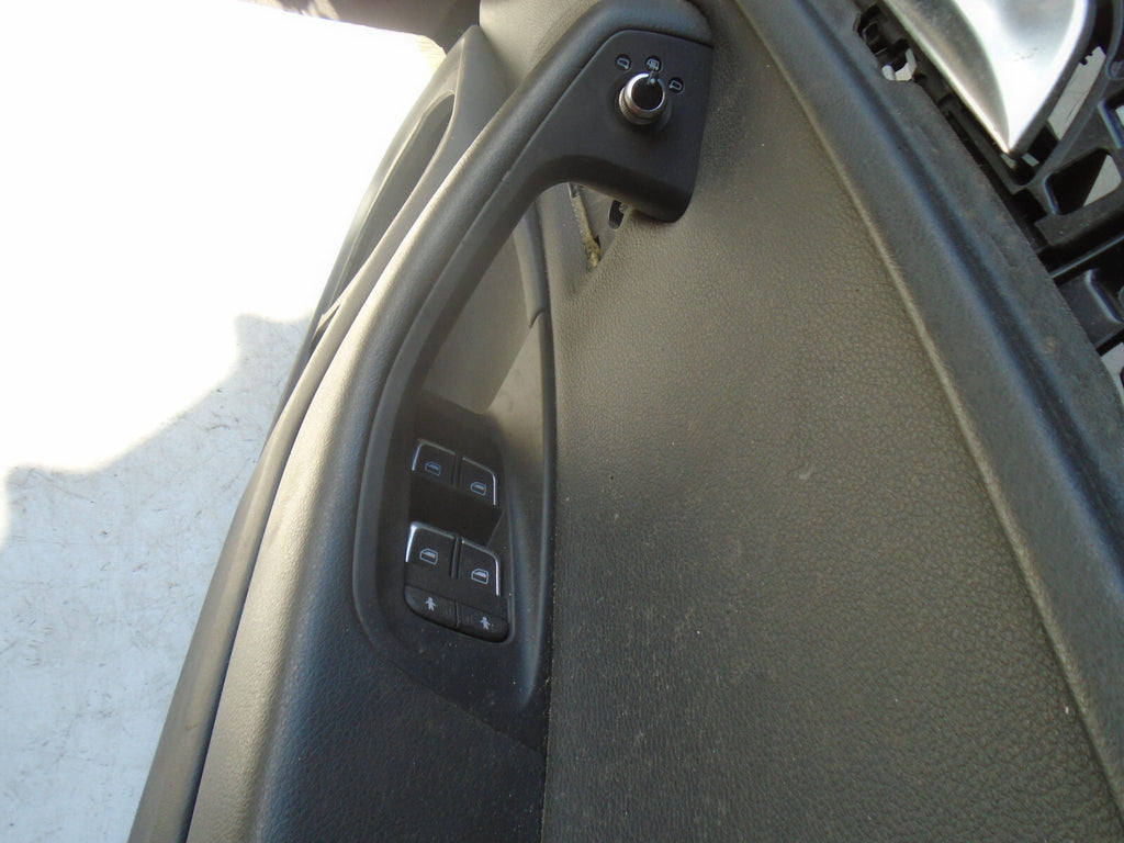 VAUXHALL MOKKA 2013 OSF DRIVER SIDE FRONT COMPLETE DOORCARD