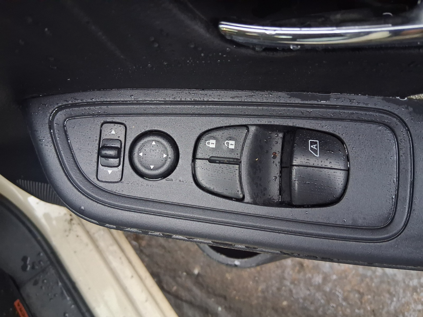 2018 NISSAN MICRA K14 OSF DRIVER SIDE FRONT RIGHT WINDOW CONTROL SWITCH