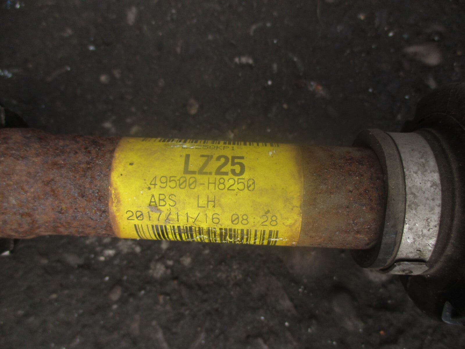 2018 KIA STONIC 1.0 PETROL NSF PASSENGER SIDE FRONT LEFT DRIVESHAFT 49500H8250