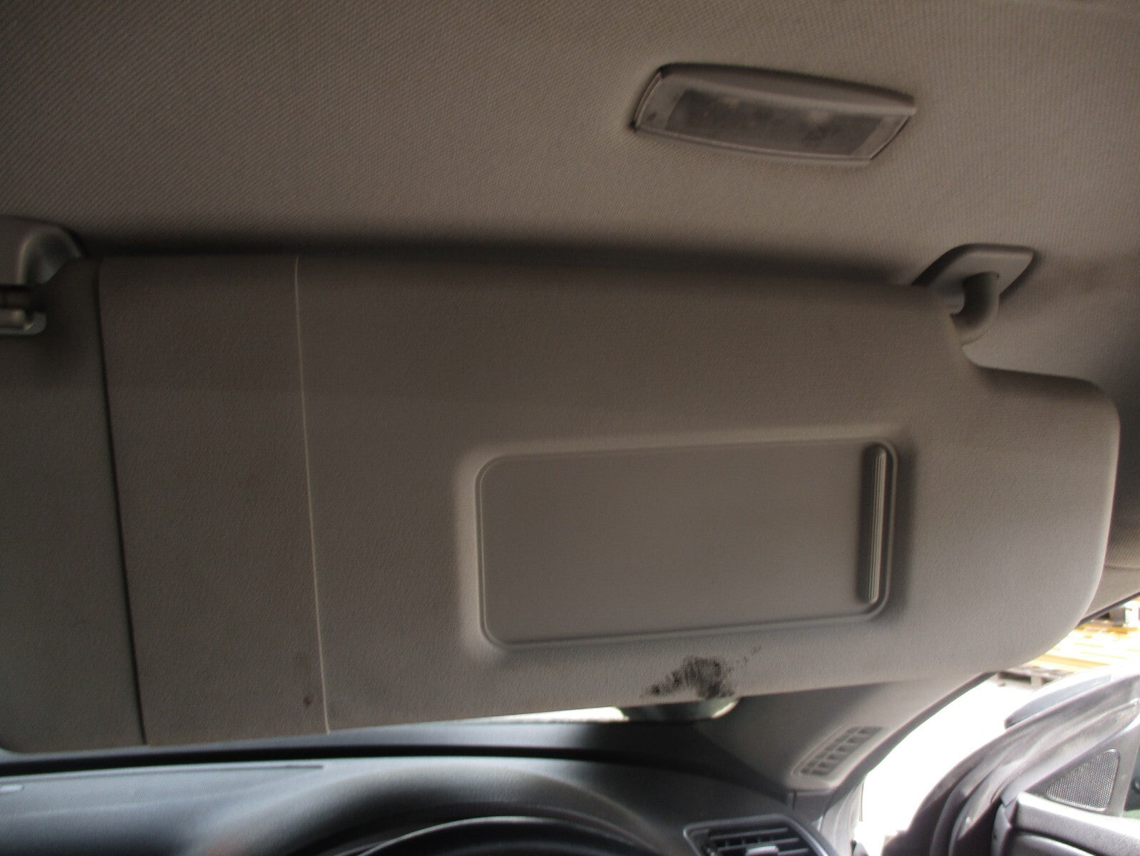 2012 VOLKSWAGEN PASSAT CC OSF DRIVER SIDE FRONT RIGHT SUN VISOR