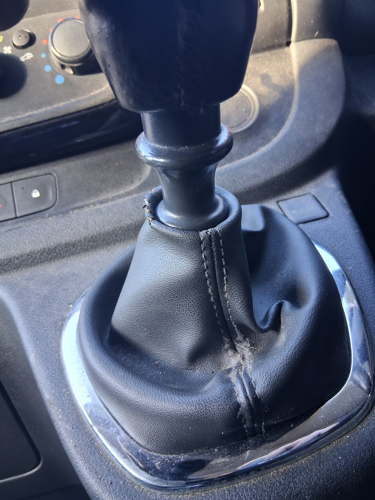 2017 VAUXHALL VIVARO MK2 MANUAL GEAR STICK GEAR SHIFTER GEAR LEVER