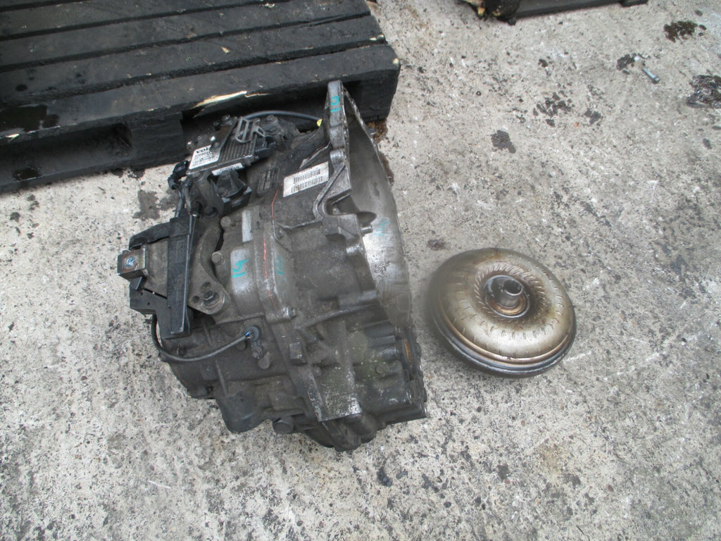 VOLVO V40 2004 AUTO GEARBOX TRANSMISSION TORQUE CONVERTER 30681144 30681142 BG14