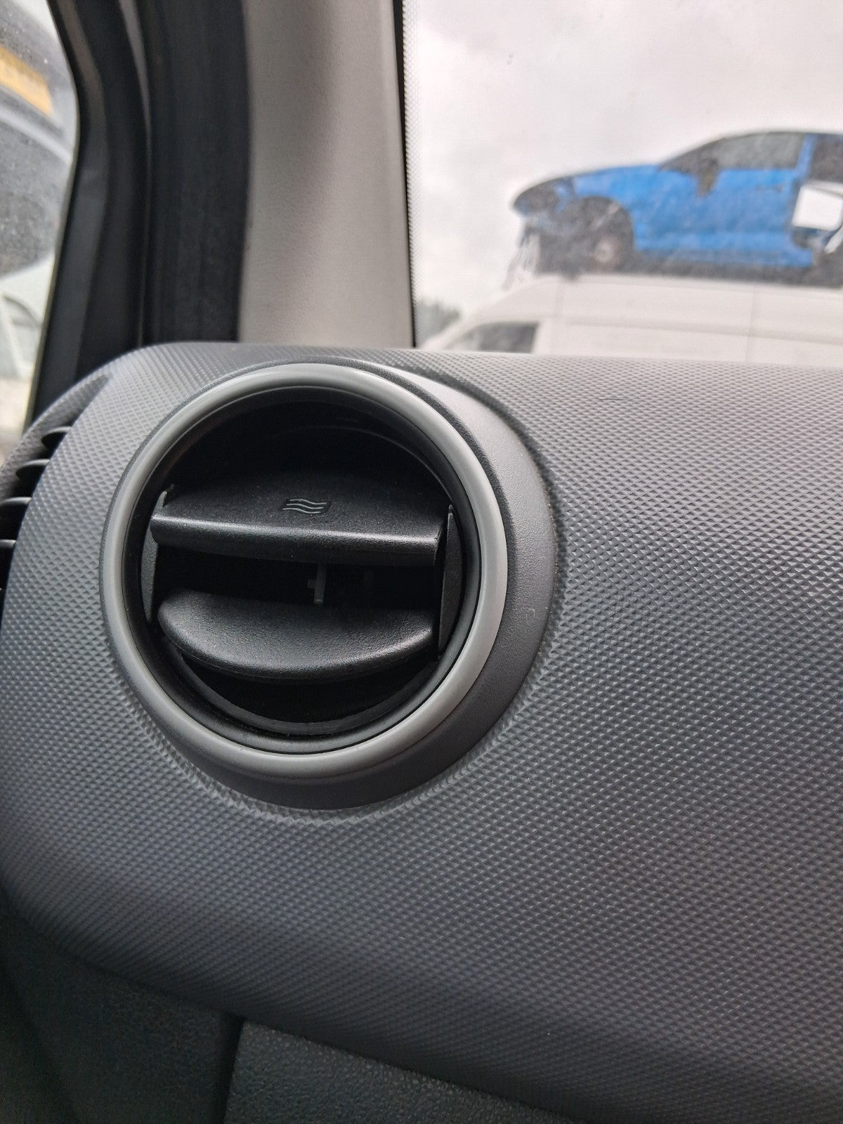 2017 CITROEN BERLINGO MK2 NSF PASSENGER SIDE FRONT LEFT AIR VENT