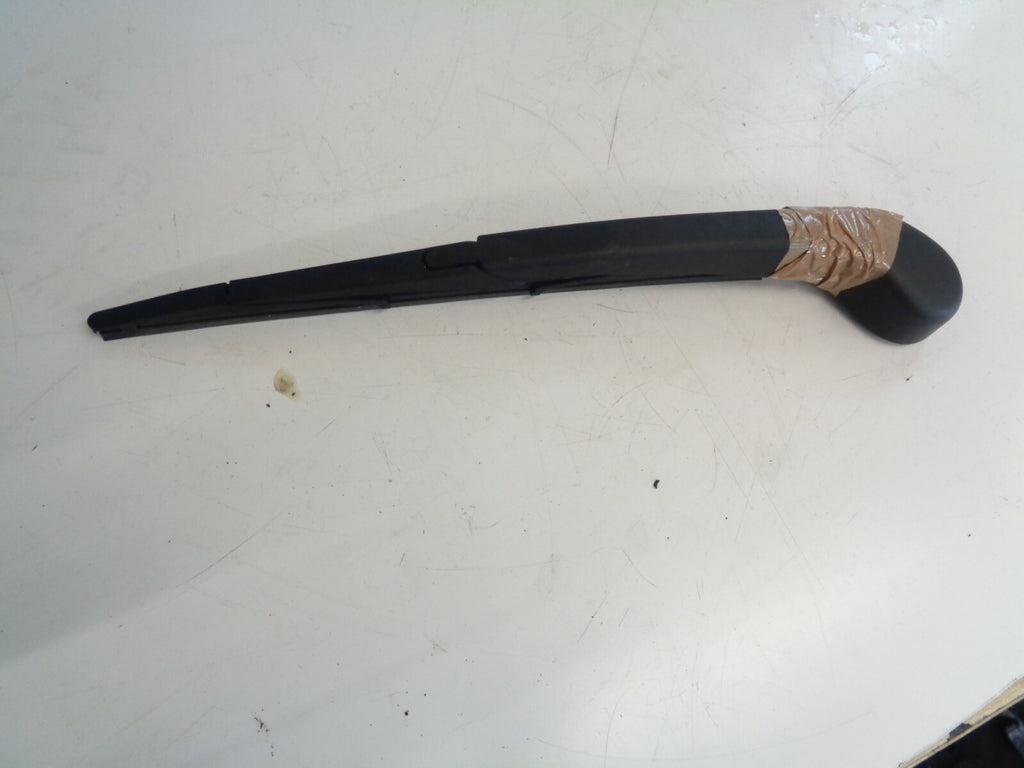 FORD FIESTA MK7 2015 REAR WIPER ARM AND BLADE
