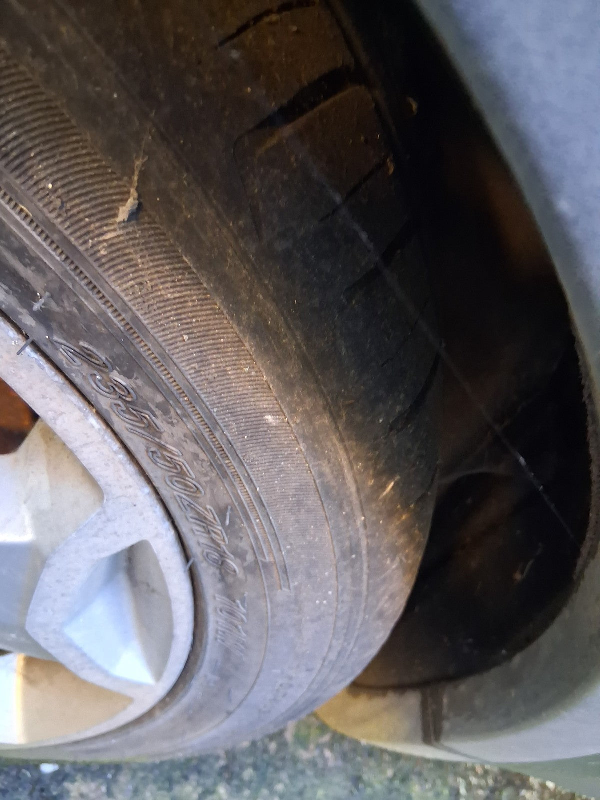 2009 FORD KUGA MK1 18 INCH ALLOY WHEEL WITH TYRE 235/50R18