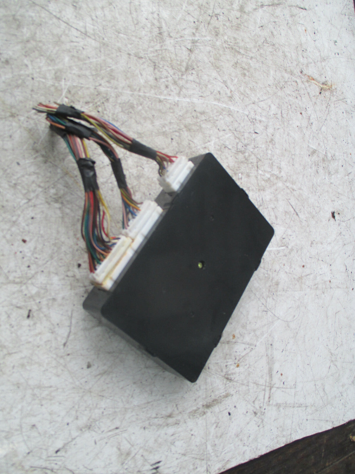 HYUNDAI I20 MK1 BCM BODY CONTROL MODULE UNIT 954001J810