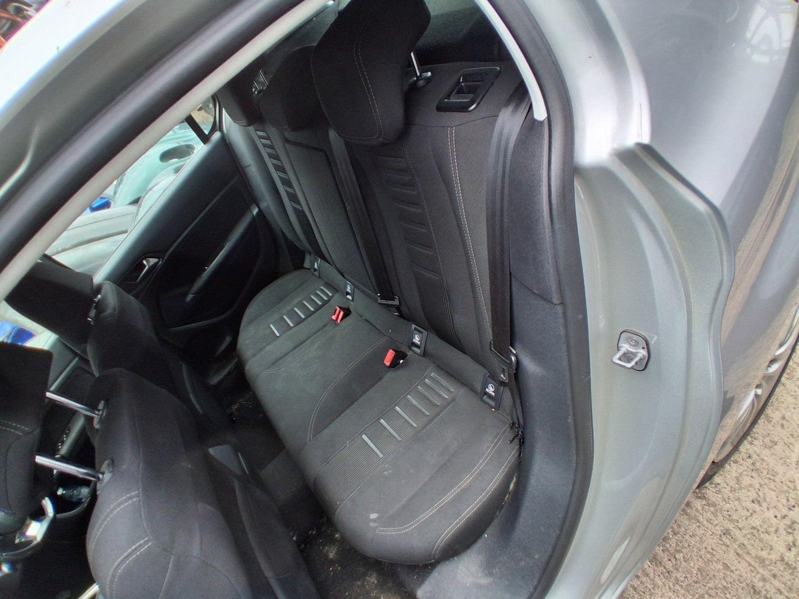 2014 PEUGEOT 308 MK2 HATCH REAR COMPLETE BACK AND BENCH SEAT
