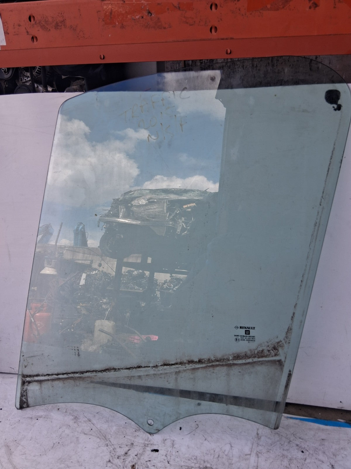 2015 RENAULT TRAFIC B X82 MK2 NSF PASSENGER SIDE FRONT LEFT WINDOW GLASS