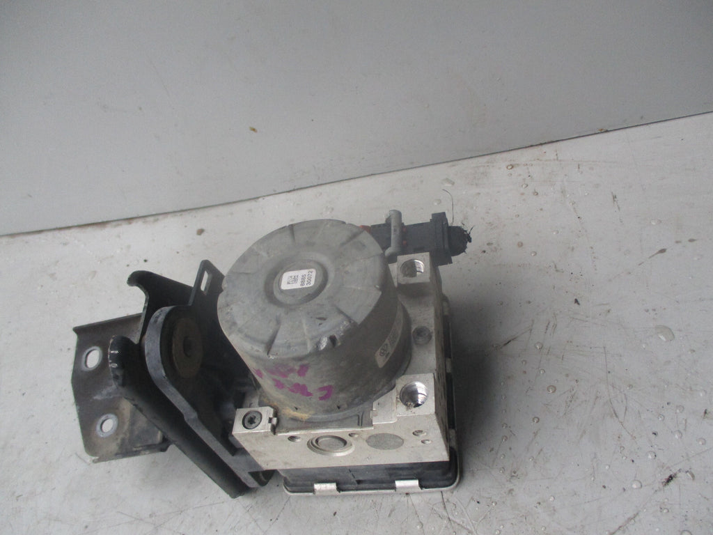 VW GOLF MK7 2018 ABS PUMP MODULE 5Q0614517CQ
