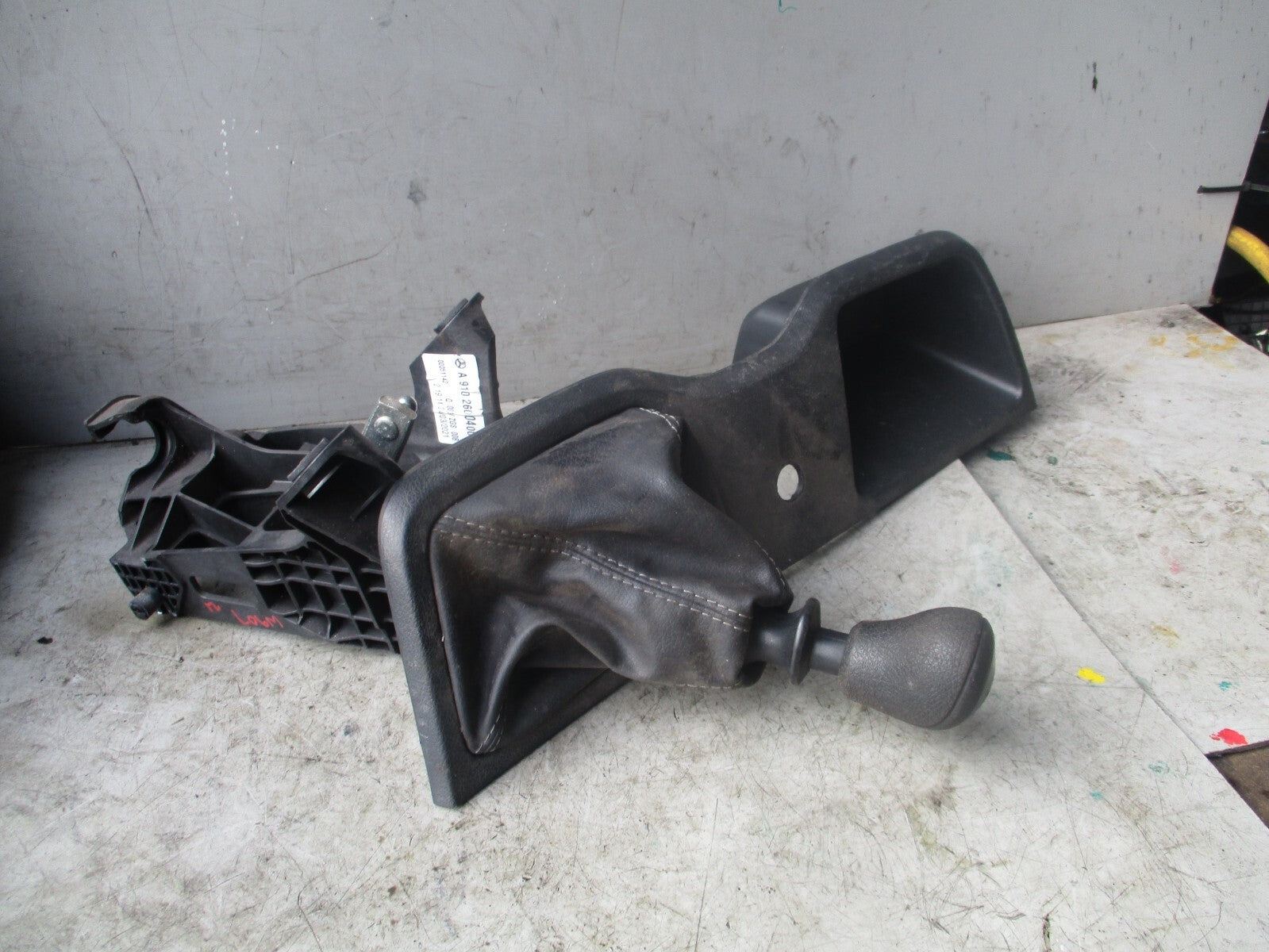 2021 MERCEDES BENZ SPRINTER W907 GEAR SELECTOR SHIFTER A9102600400