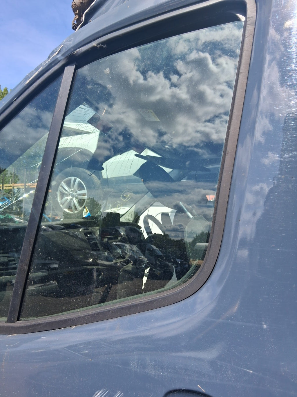 2021 FORD TRANSIT MK8 NSF PASSENGER SIDE FRONT MAIN WINDOW GLASS