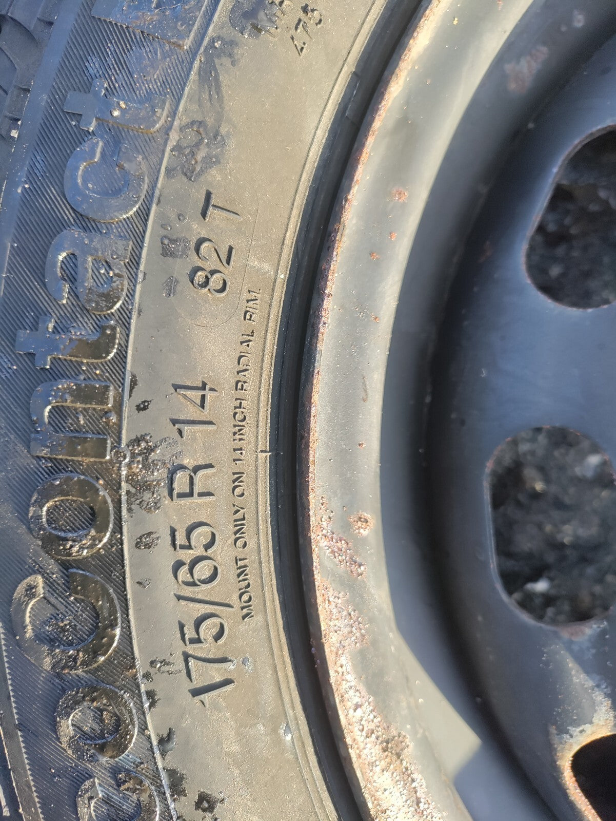 FORD FIESTA MK6 2006 STEEL WHEEL WITH TYRE 175/65R14