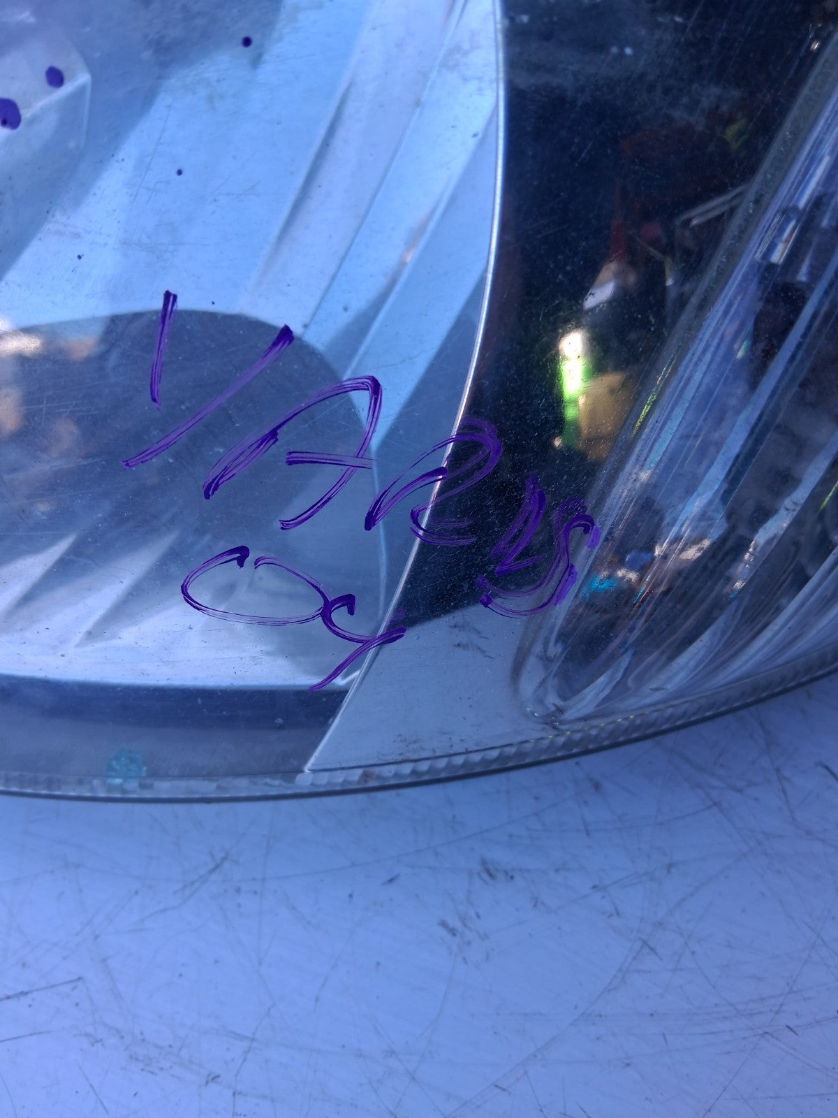 YARIS 2004 NSF FRONT NEAR LEFT PASSENGER SIDE HEADLIGHT HEADLAMP 811700D090