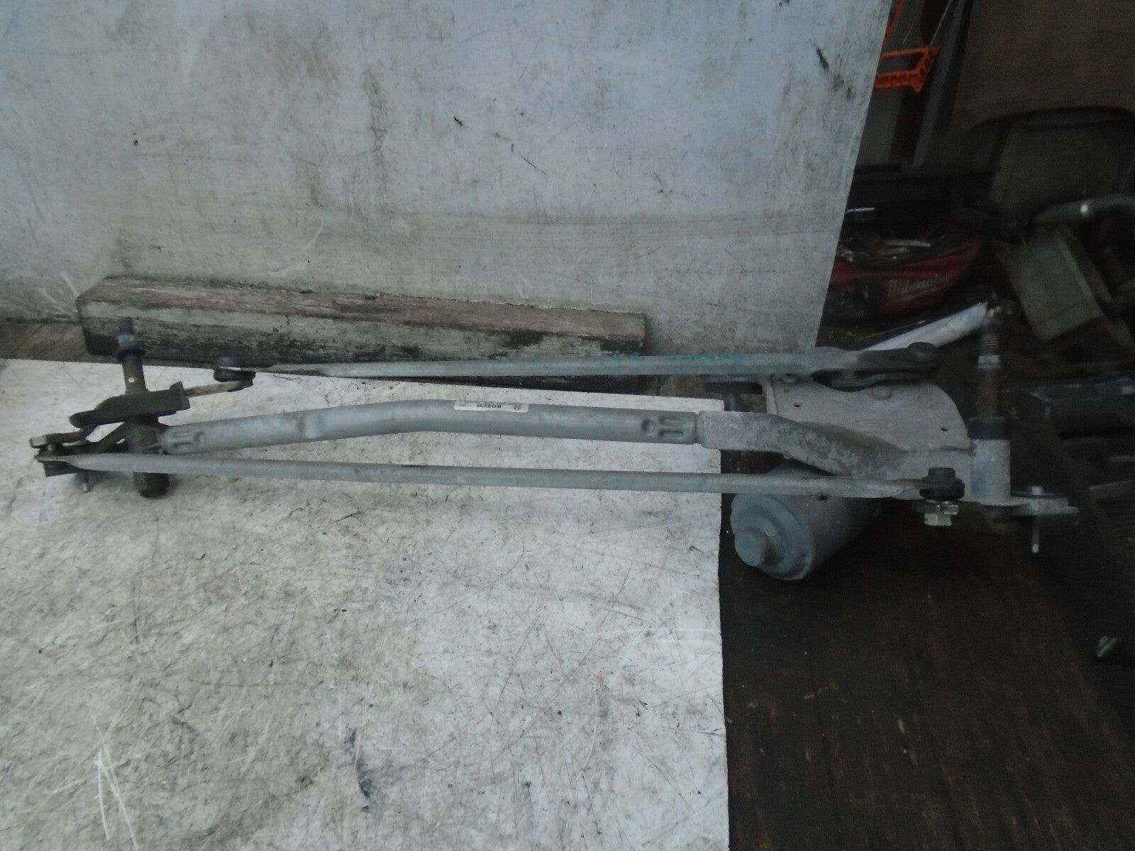 FORD MONDEO MK4 2013 FREONT WINDSCREEN WIPER MOTOR LINKAGE 7S7117504BD