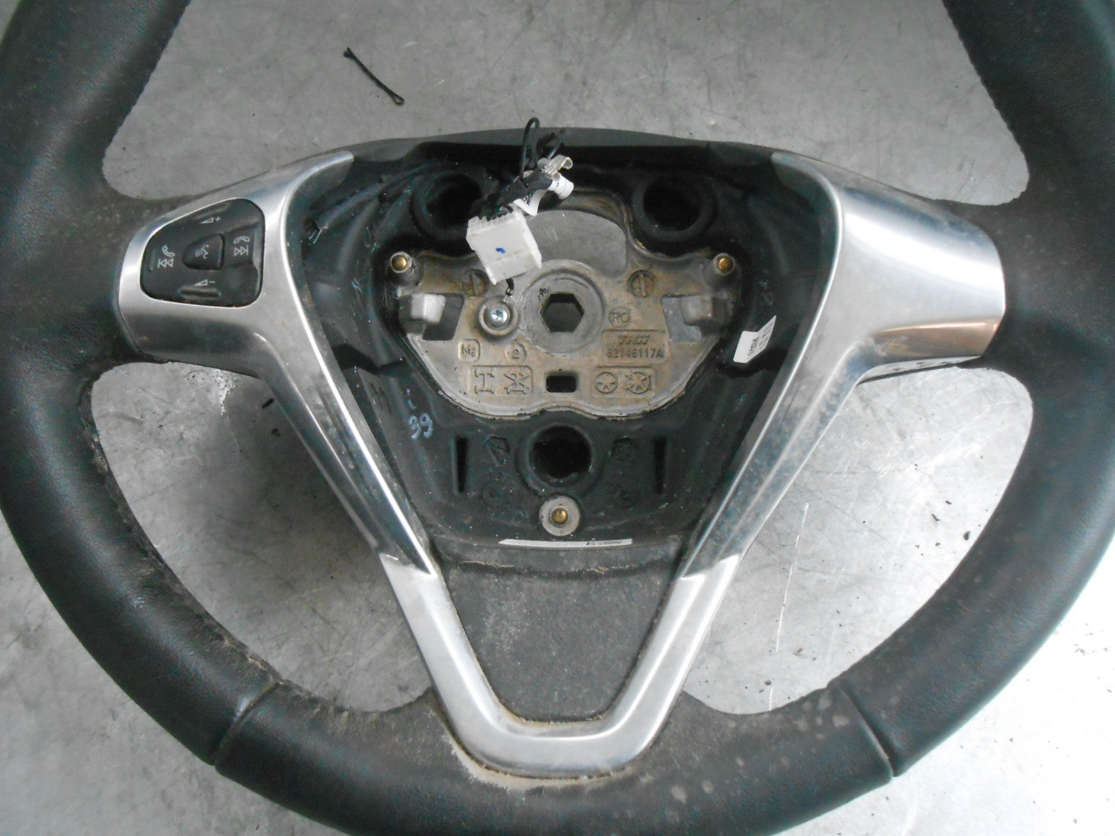 FORD FIESTA MK7 MK8 MK9 MULTIFUNCTION3 SPOKE LEATHER STEERING WHEEL C1BB3600EA