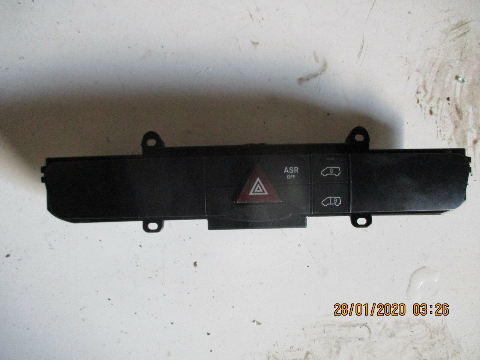 MERCEDES SPRINTER W906 2013 MK2 HAZARD LIGHT SWITCHES PANEL A9068701010