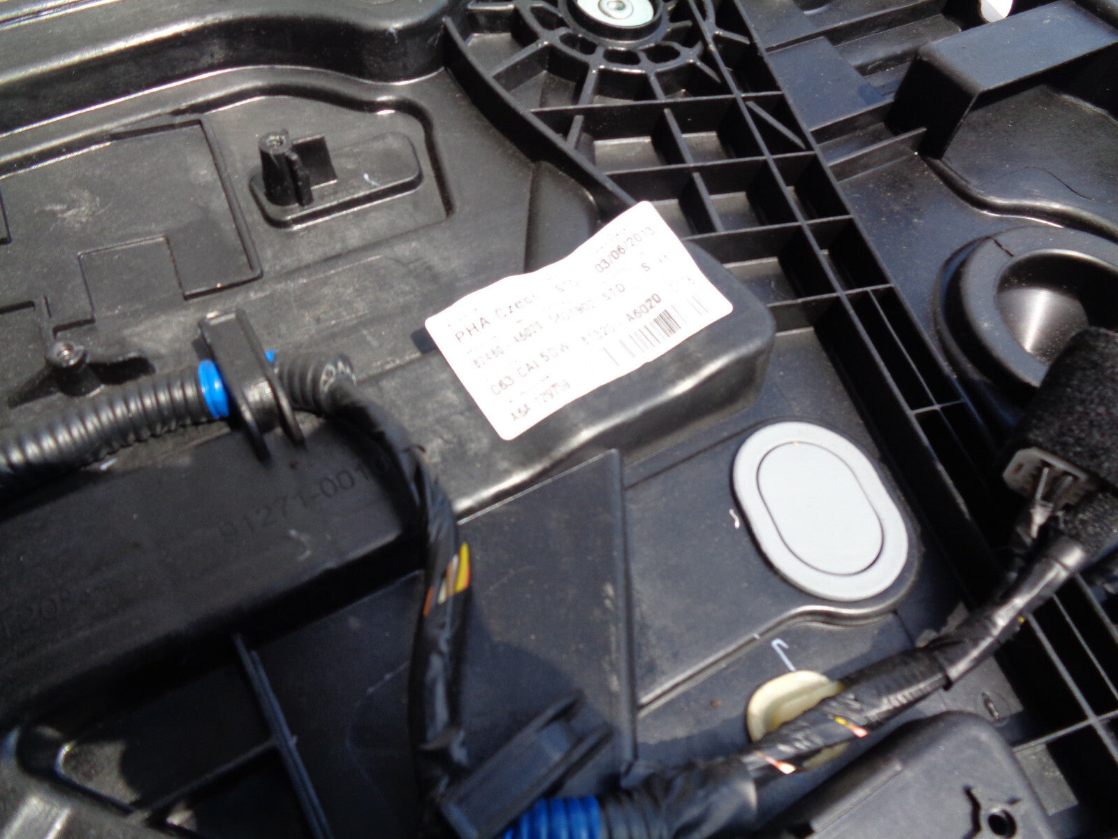 HYUNDAI I30 MK2 2013 OSF DRIVER SIDE FRONT WINDOW MOTOR REGULATOR