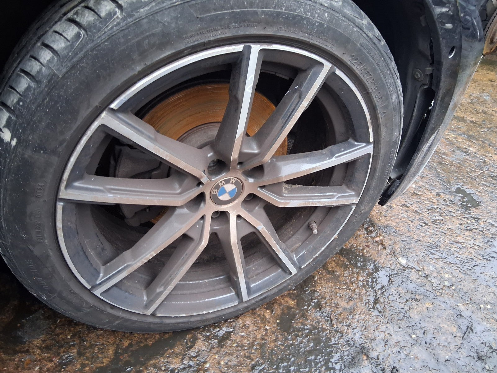 BMW 3 SERIES G20 2019 18 INCH ALLOY WHEEL WITH TYRE 225/45ZR18 REF 2