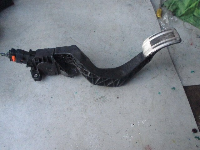 2017 VAUXHALL CORSA ACCELERATOR THROTTLE PEDAL 9827705480