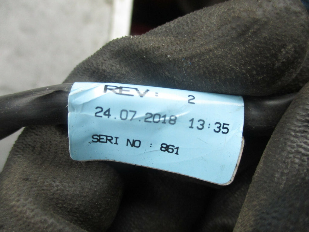 RENAULT CLIO X98 MK4 PASSENGER NEAR SIDE WING MIRROR 963016273R NS