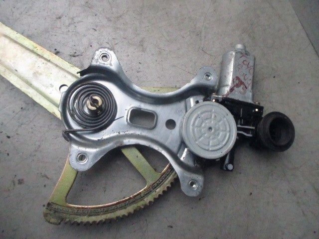 2003 TOYOTA RAV4 NSF PASSENGER SIDE WINDOW MOTOR & REGULATOR 8572032150