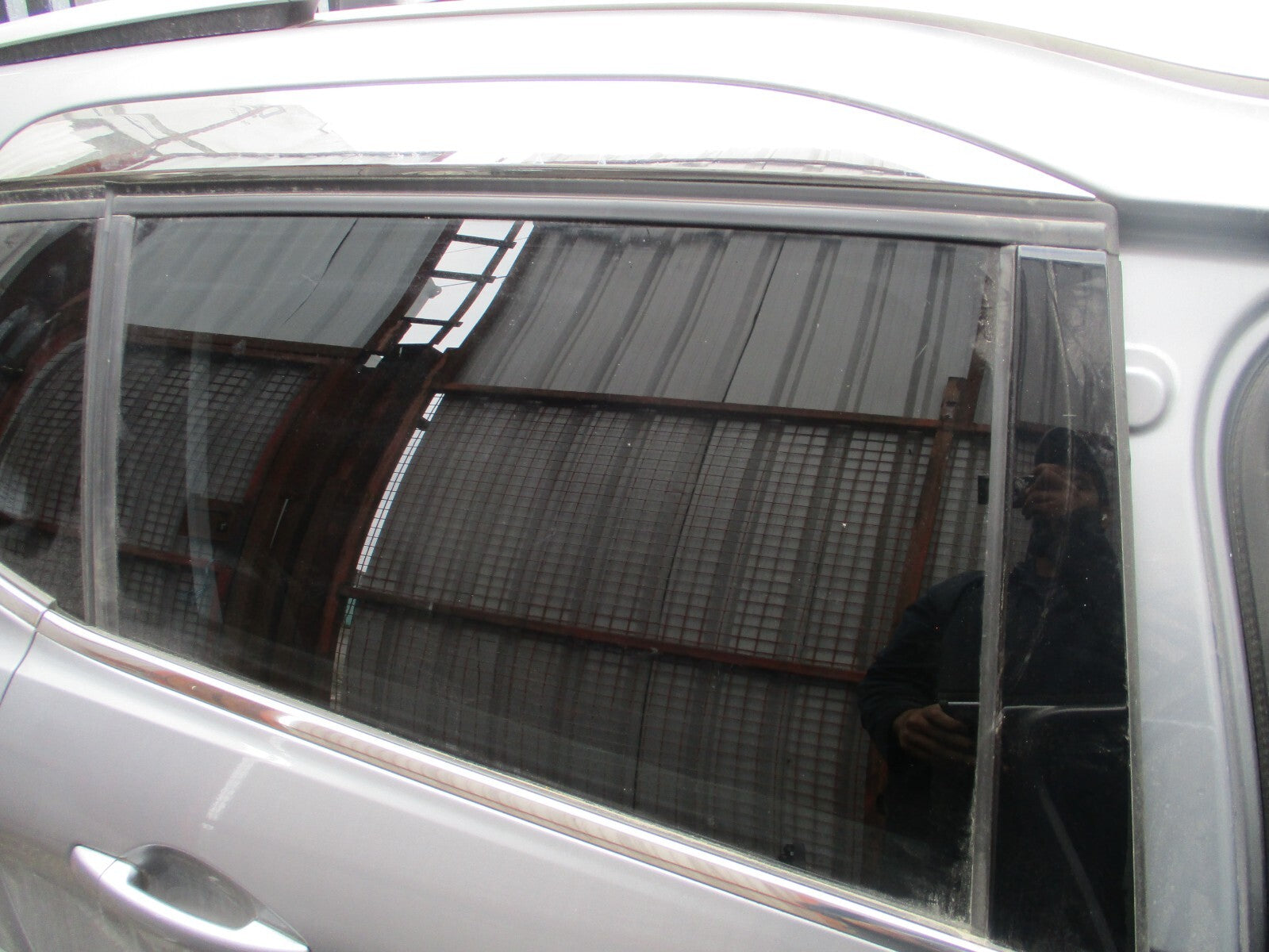 PEUGEOT 2008 2018 MK1 OSR DRIVER SIDE REAR TINTED WINDOW GLASS