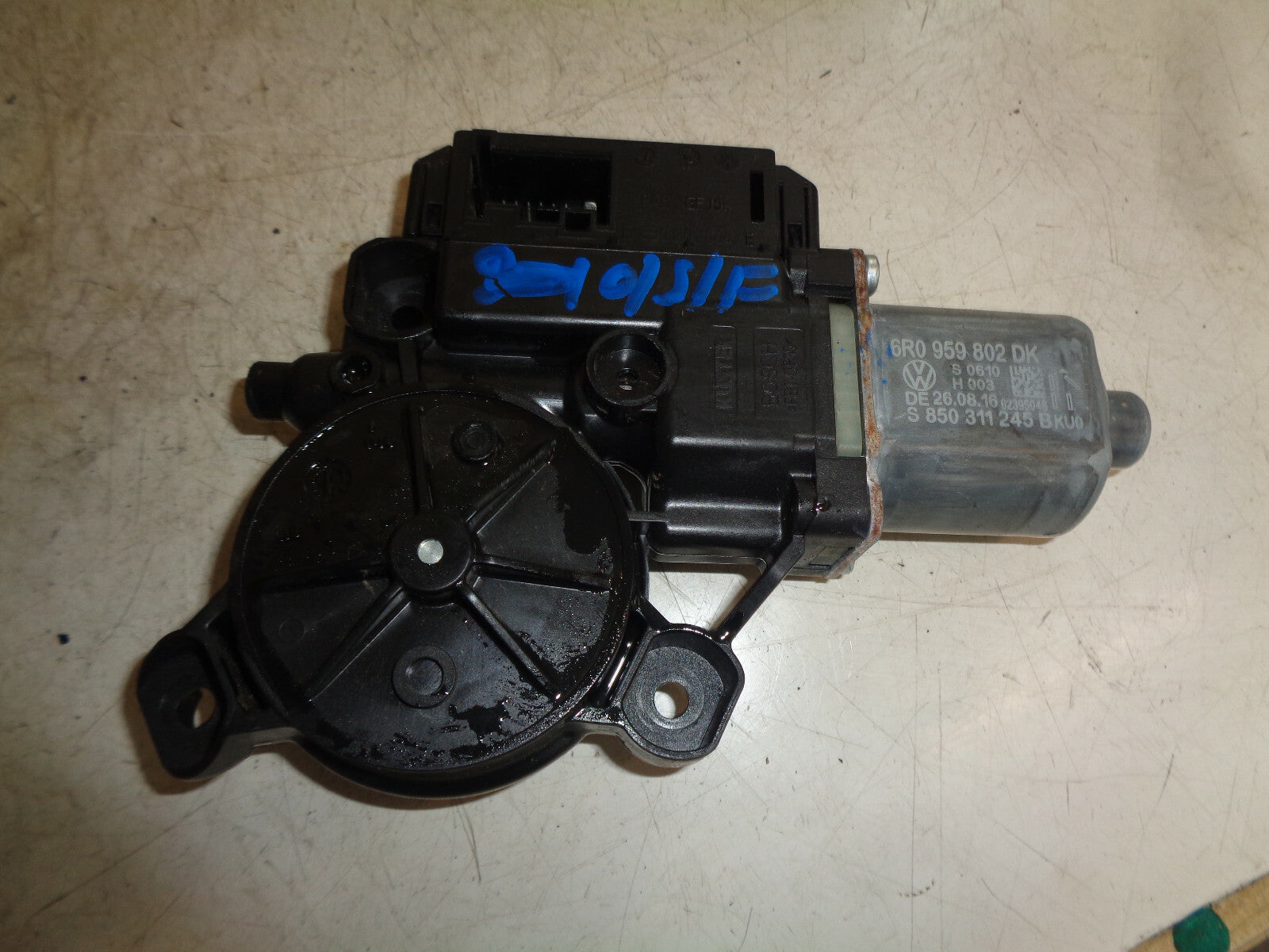 VW POLO 2017 6C OSF DRIVER SIDE FRONT WINDOW MOTOR 6R0959802DK