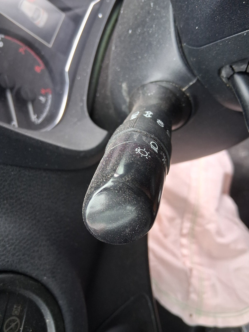 TOYOTA YARIS MK3 2019 WIPER INDICATOR STALK SWITCH SQUIB