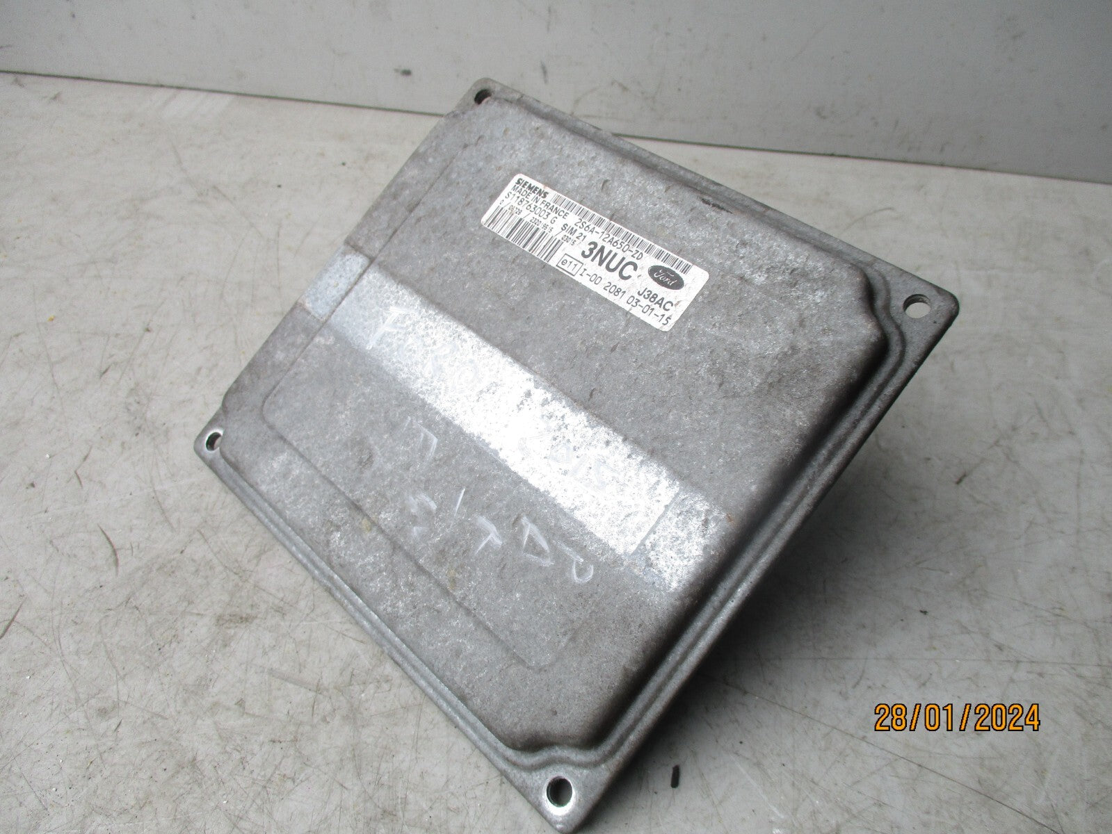 FORD FIESTA MK6 2005 1.3 PETROL ECU ENGINE CONTROL MODULE 2S6A12650ZD